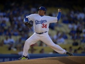 出生于墨西哥的投手费尔南多·巴伦苏埃拉（Fernando Valenzuela）去世，享年63岁，他在道奇队（Dodgers）的壮举引发了“费尔南多热”